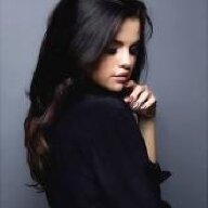 SelenaGomez
